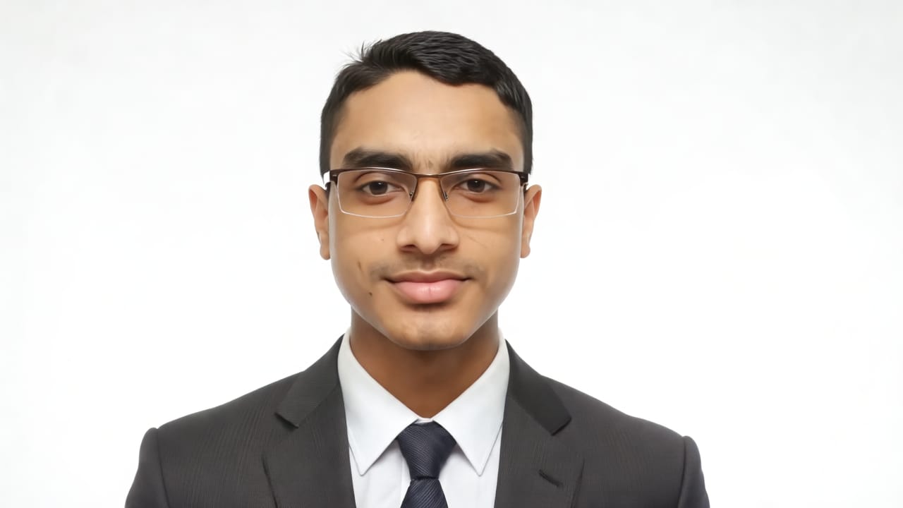 whatsapp image 2025 10 02 at 19.22.10 0374da53